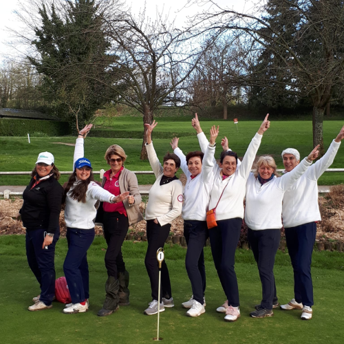 equipe-feminine.-redimensionnepng