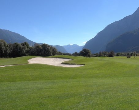 golf-course-3730584_1280